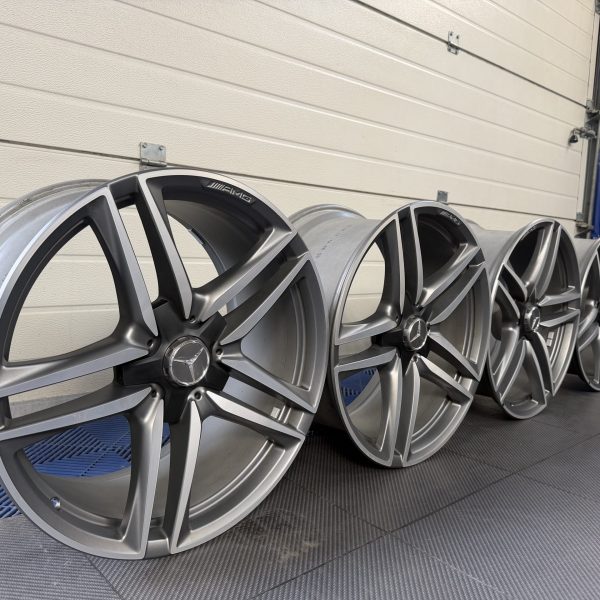 OEM Mercedes-Benz E-Class E63 AMG 20цола